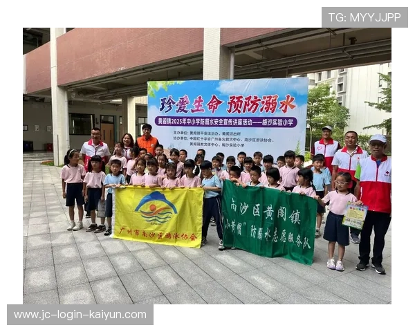 游泳队与公共卫生机构联合开展防溺水科普宣传，游泳馆溺水新闻